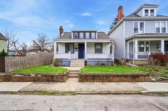 Building Photo - 270 S Cypress Ave