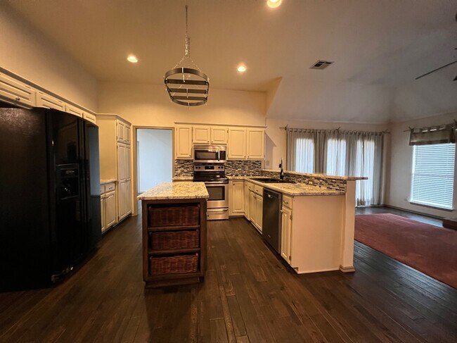 Building Photo - 1301 Copperfield Dr