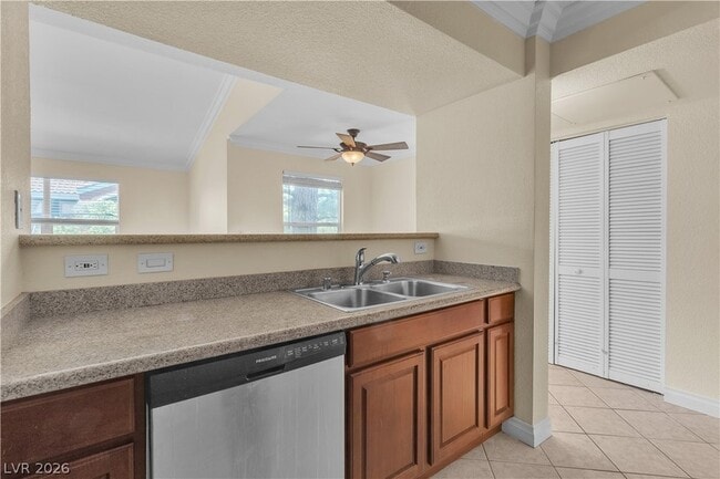 Building Photo - 8101 W Flamingo Rd