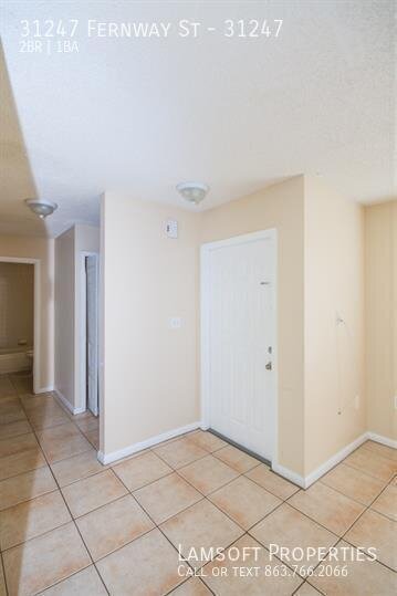 Building Photo - 31247 Fernway St