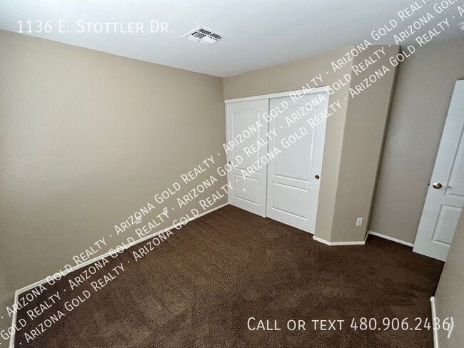 Building Photo - 1136 E Stottler Dr