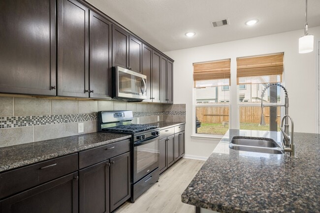 Building Photo - 4118 Lake Cypress Cir