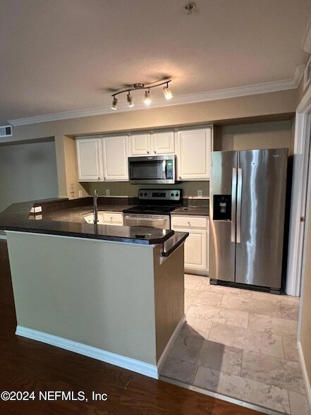 Building Photo - 505 Boardwalk Dr