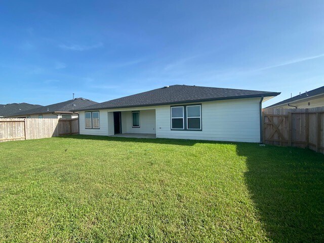 Building Photo - 7023 Sunbreeze Ln