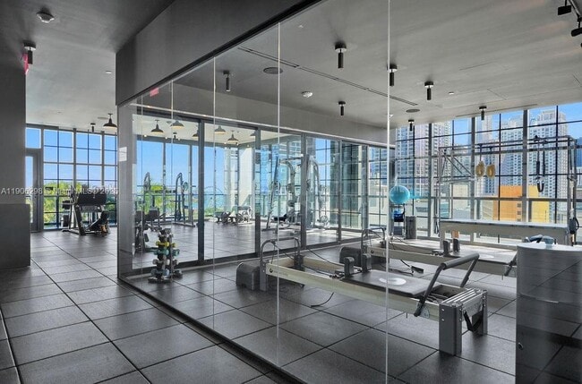 Building Photo - 159 NE 6th St