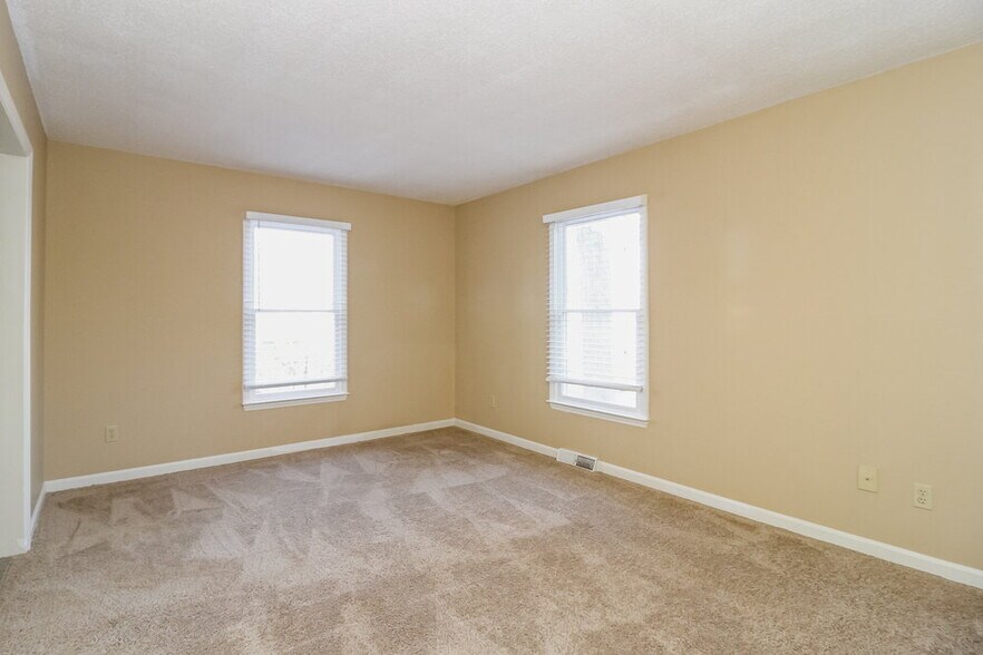 Building Photo - 3112 Hickory Ridge Dr