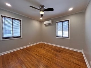 Building Photo - 326 W Adams St