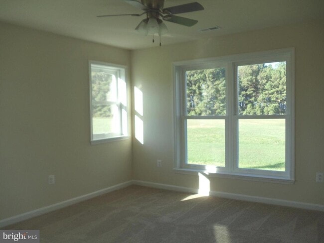 Building Photo - 17972 Wide Bay Way