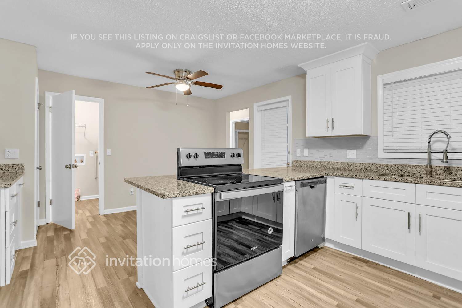 Building Photo - 5388 Golfcrest Cir