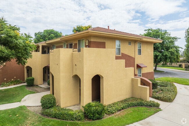 Building Photo - Redwood Terrace