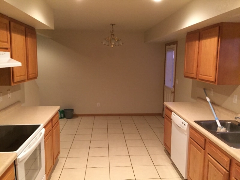 Building Photo - 1250 Rockridge Ln