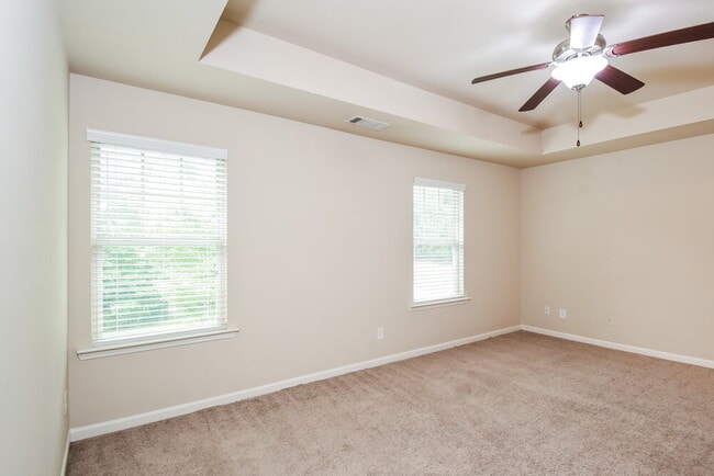 Building Photo - 6285 Allen Rd SW