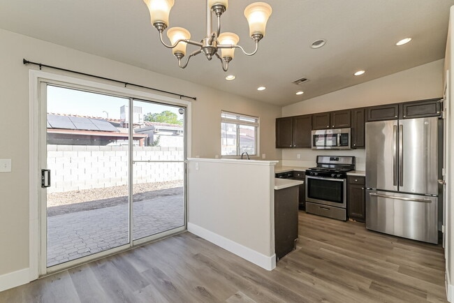 Building Photo - 5238 Olive Dale Ct