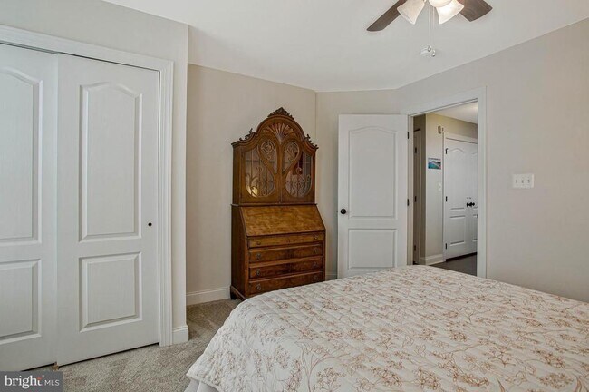 Building Photo - 4512 Grazing Way