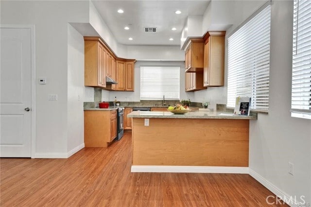 Building Photo - 320 S Lincoln Ave