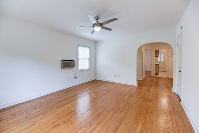 Interior Photo - 2614 41st Street NW