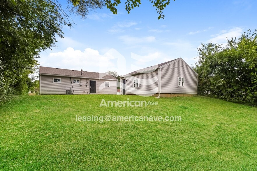 Building Photo - 1412 Guenther Rd