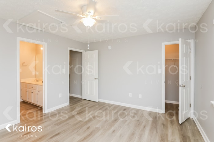 Building Photo - 155 Fawn Dr