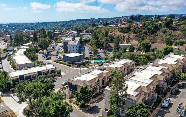 Building Photo - 3705 Balboa Terrace