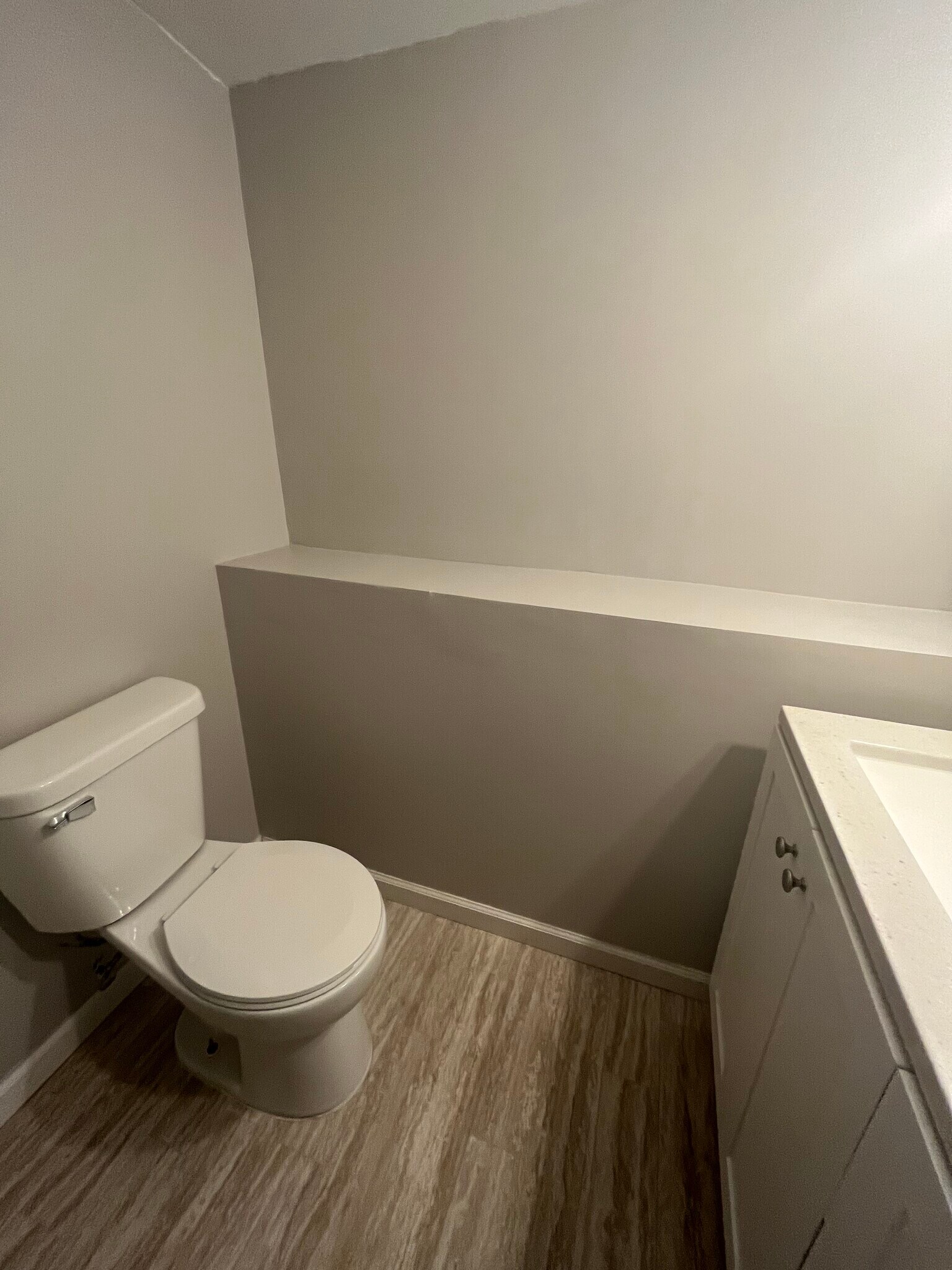 Building Photo - 502 Sunnyside Ln