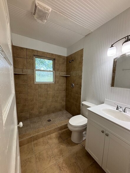 Building Photo - 2128 McKnight Mill Rd