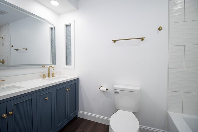 Building Photo - Beautiful Three Bedroom Home for Rent – 1440 Land of Lakes Circle, Lexington, SC