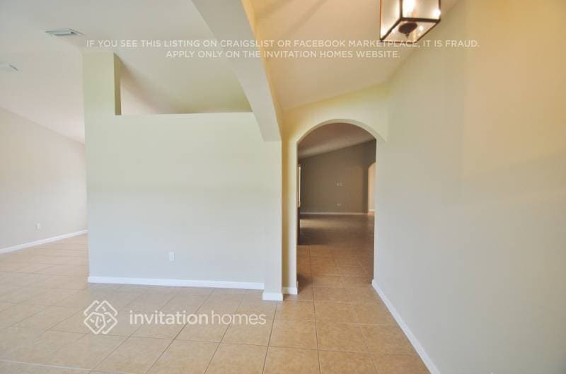 Building Photo - 427 Biscayne Ave NW