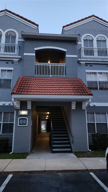 Building Photo - 18001 Richmond Pl Dr