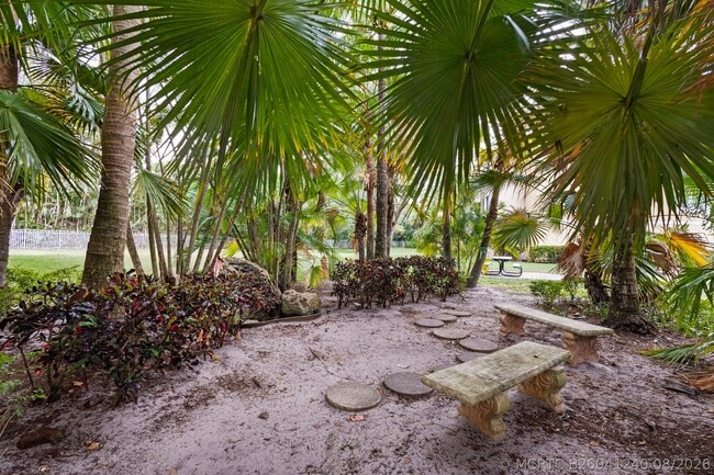 Building Photo - 6450 Emerald Dunes Dr