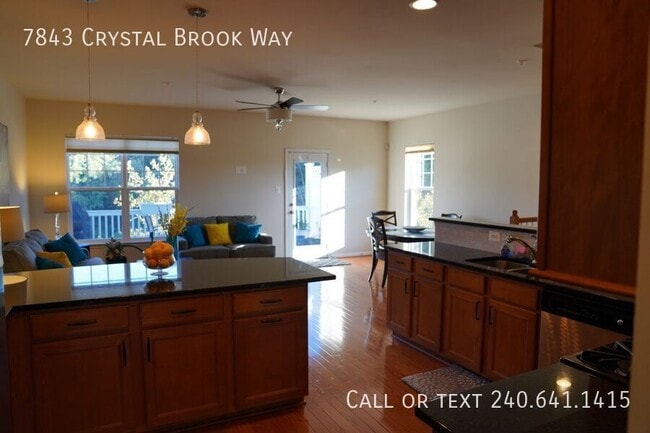 Building Photo - 7843 Crystal Brook Way