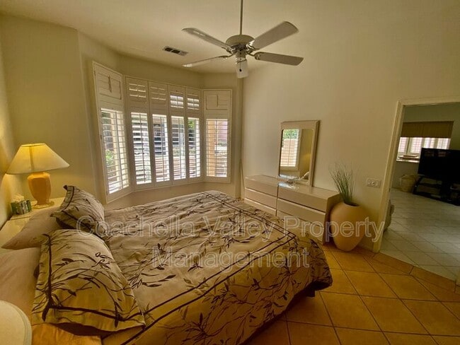 Building Photo - 78369 Yucca Blossom Dr