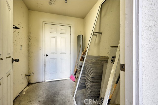 Building Photo - 529 S 5th Ave