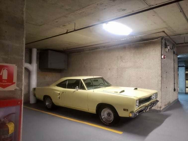 Parking garage, detached, designated parking spot (optional) - 1500 W Monroe St