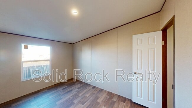 Building Photo - 75 N Curtis Rd