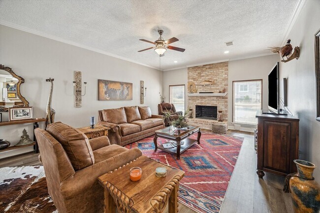 Building Photo - 11742 Pecan Creek Dr