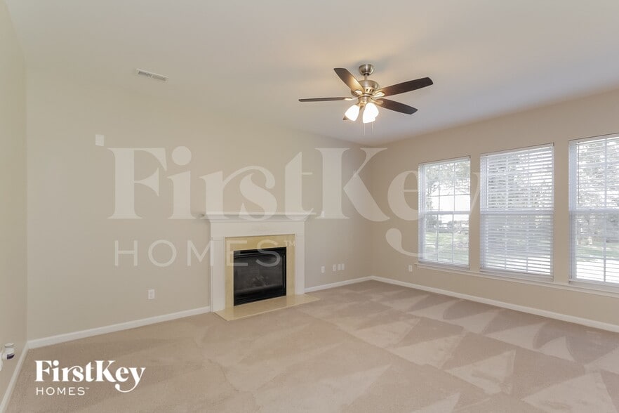 Building Photo - 11923 Withers Mill Dr