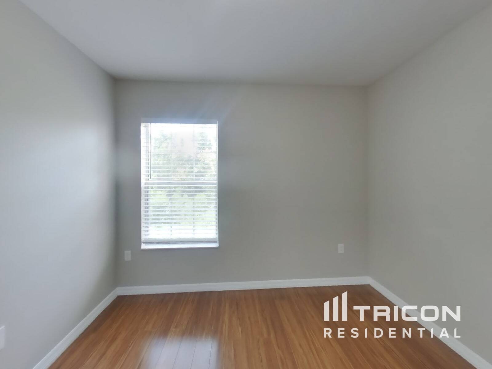 Building Photo - 18816 Litzau Ln