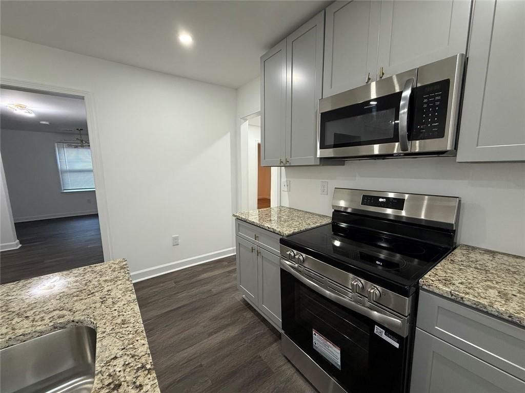 Building Photo - 1040 Palmetto Ave SW