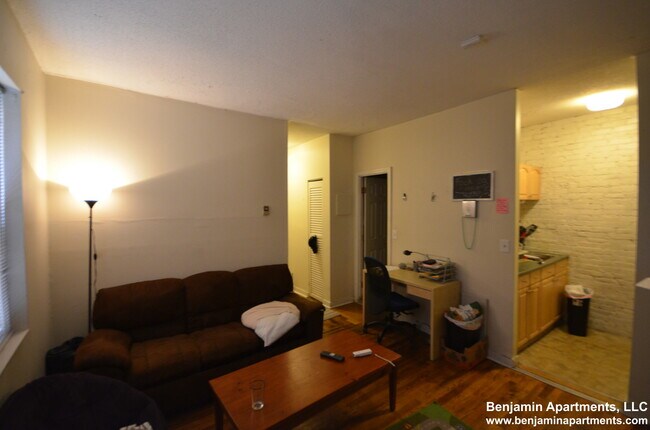 Building Photo - 890 Huntington Ave