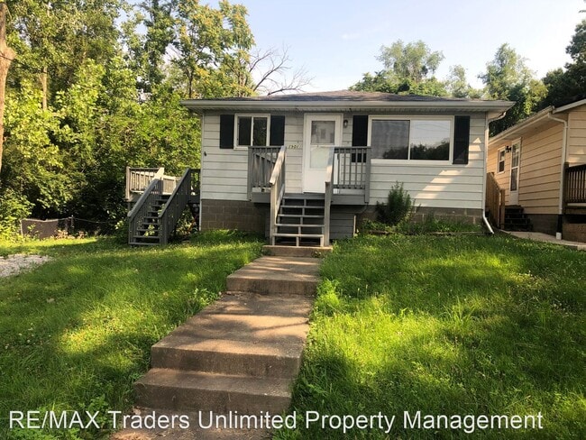 Primary Photo - 4 br, 1 bath House - 1901 E Purdue St.