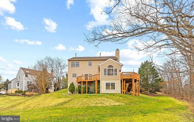 Building Photo - 12925 Wheatland Rd