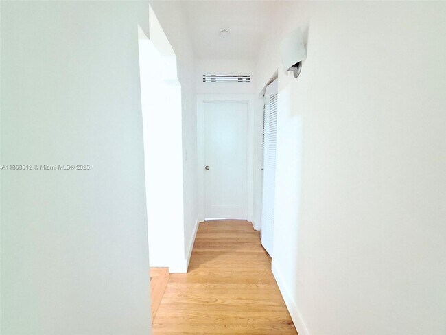 Building Photo - 1307 Euclid Ave