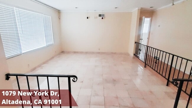 Building Photo - 1079 New York Dr