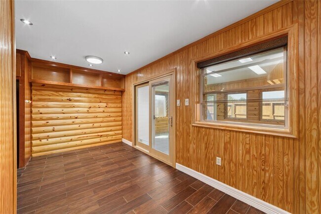 Building Photo - 13222 Agarita Ln