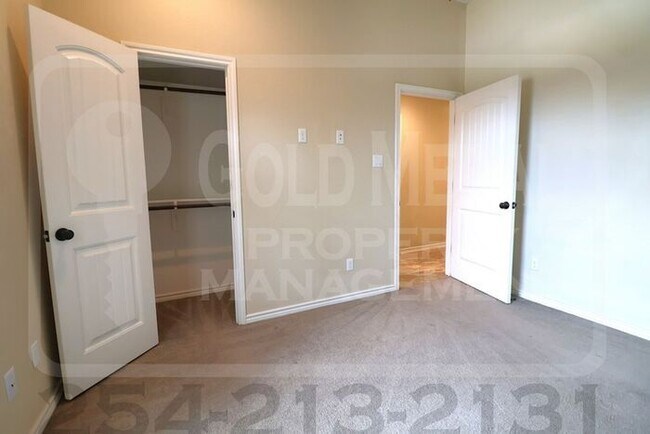 Building Photo - 6009 Cordillera Dr
