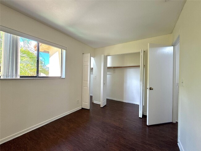 Building Photo - 4094 Sierra Terrace