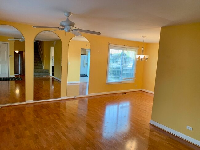 Building Photo - 156 Brookside Dr