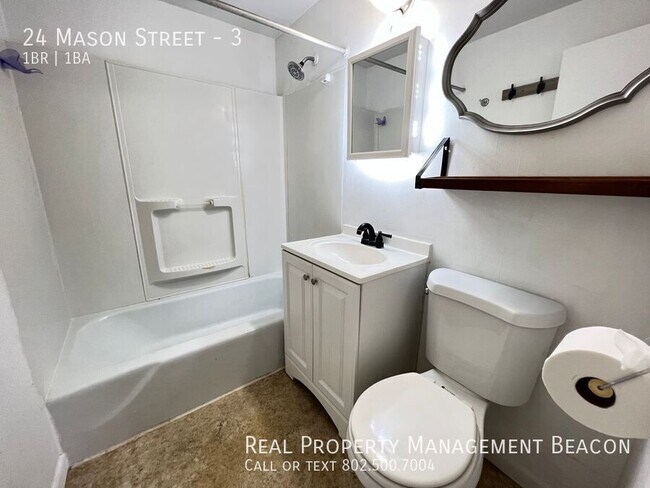 Building Photo - 24 Mason St