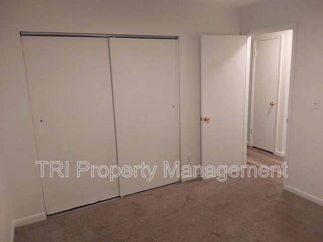 Building Photo - 514 22nd St