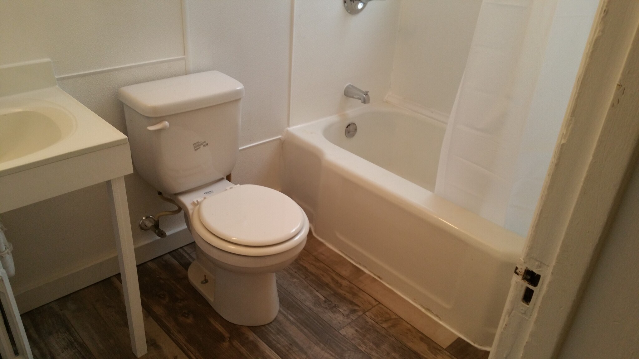 Building Photo - 224 S Park St